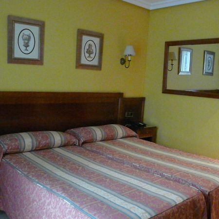 Hotel Idh Angel à Oviede Extérieur photo