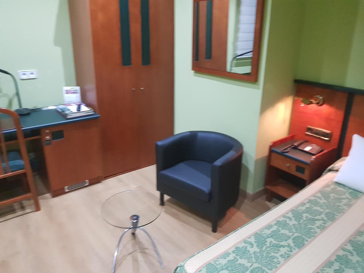 Hotel Idh Angel à Oviede Extérieur photo