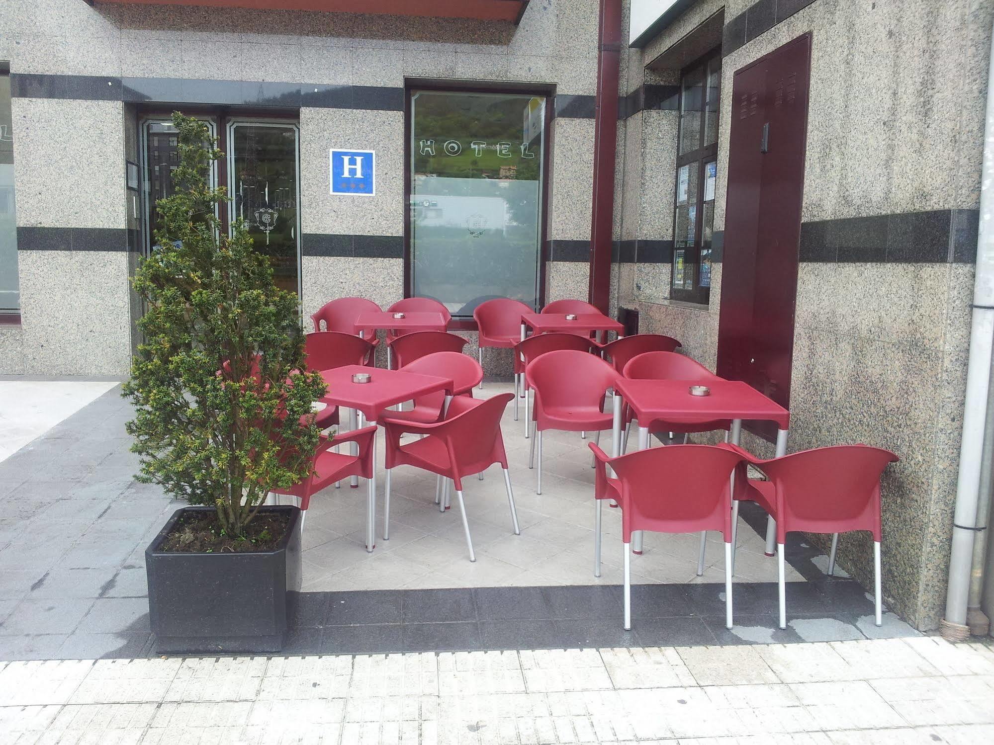 Hotel Idh Angel à Oviede Extérieur photo